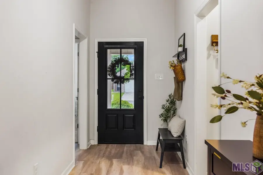 13870 Colt Dr, Denham Springs, LA 70726 - #3