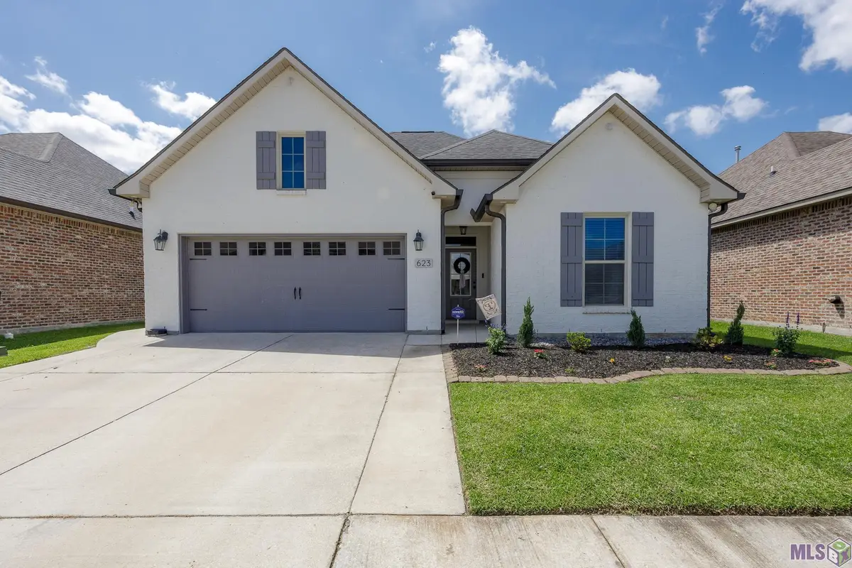 623 Beaumont Dr, Gonzales, LA 70737 - #1