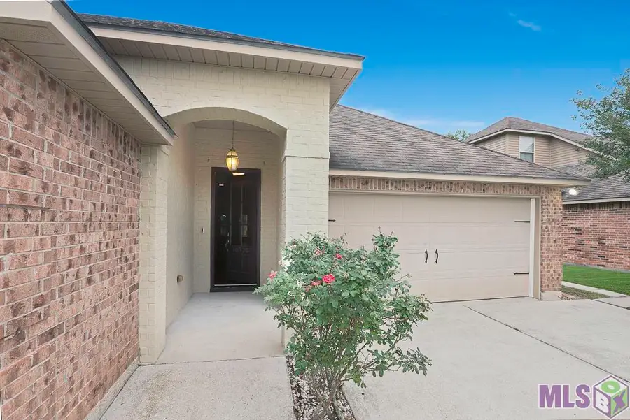 10328 Montrachet Dr, Baton Rouge, LA 70817 - #2