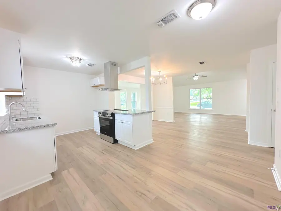 2127 Elkwood Dr, Baton Rouge, LA 70816 - #3