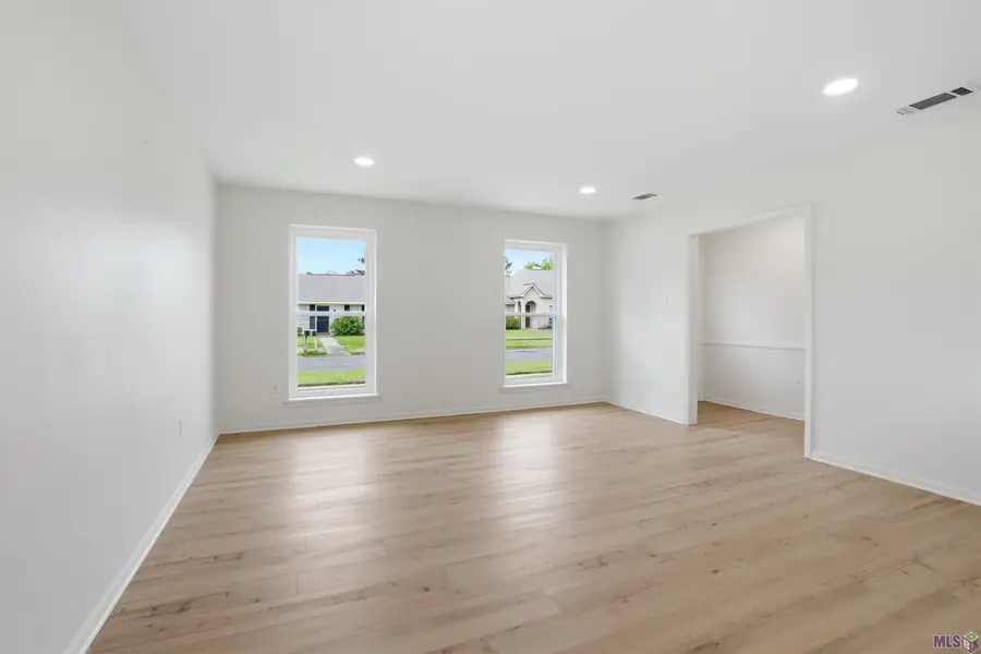 10047 Chanadia Dr, Baton Rouge, LA 70810 - #3