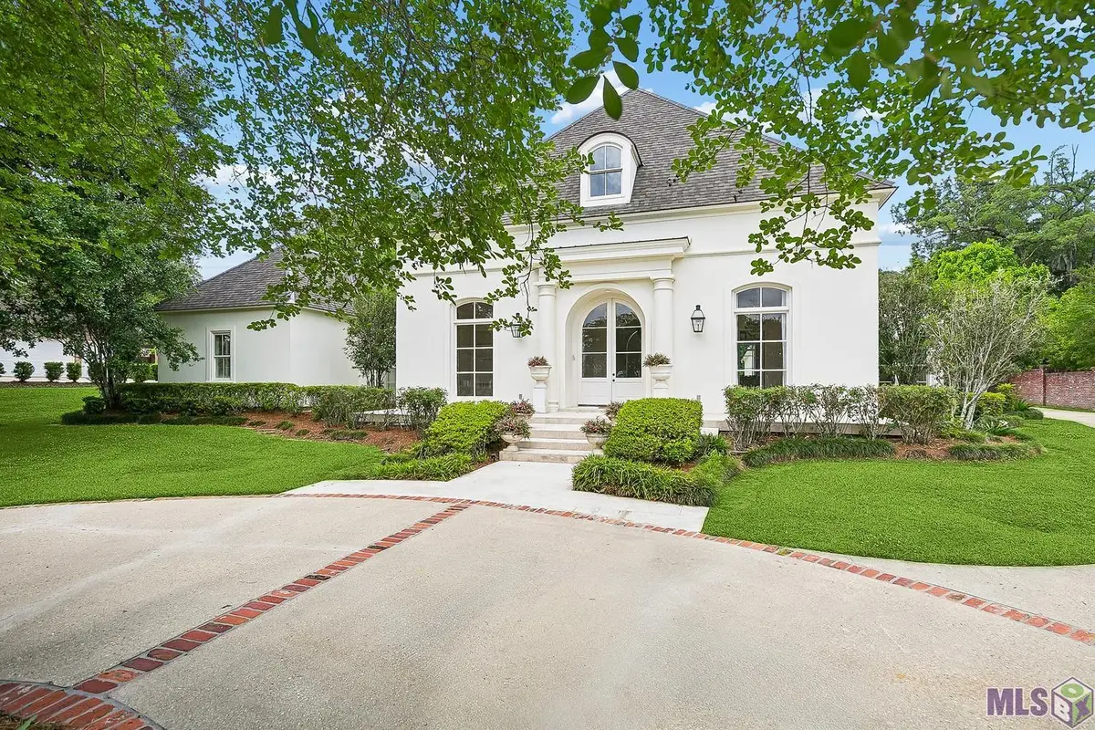 19420 N Muirfield Cir, Baton Rouge, LA 70810 - #1