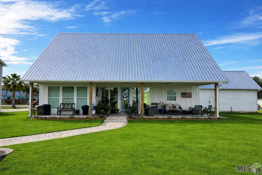 26234 Riverscape Dr, Springfield, LA 70462 - #2
