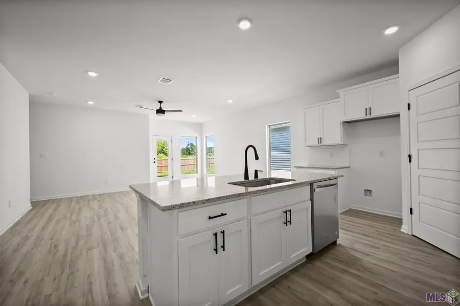 901 Ryan Avenue, Baker, LA 70714 - #3