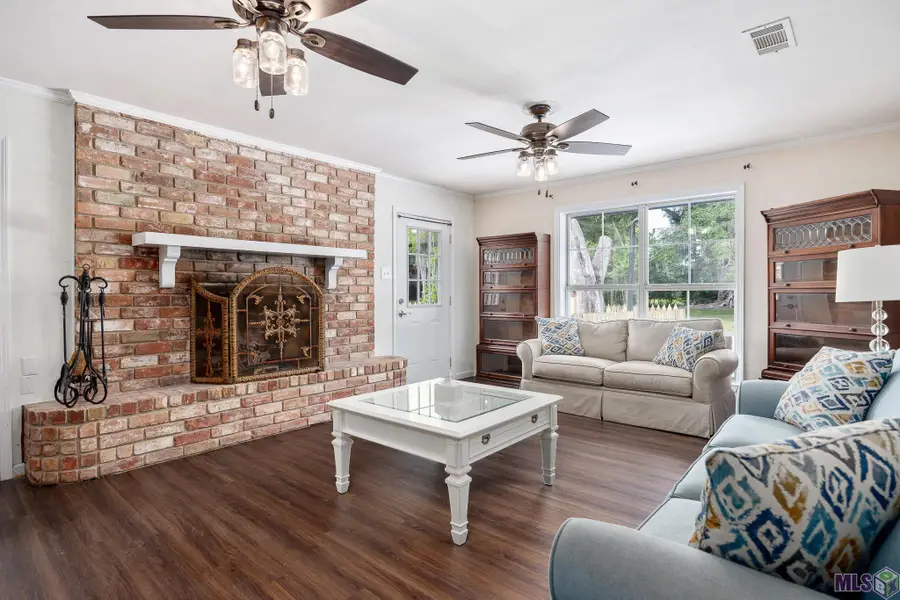 10101 La Hwy 22, Saint Amant, LA 70774 - #2