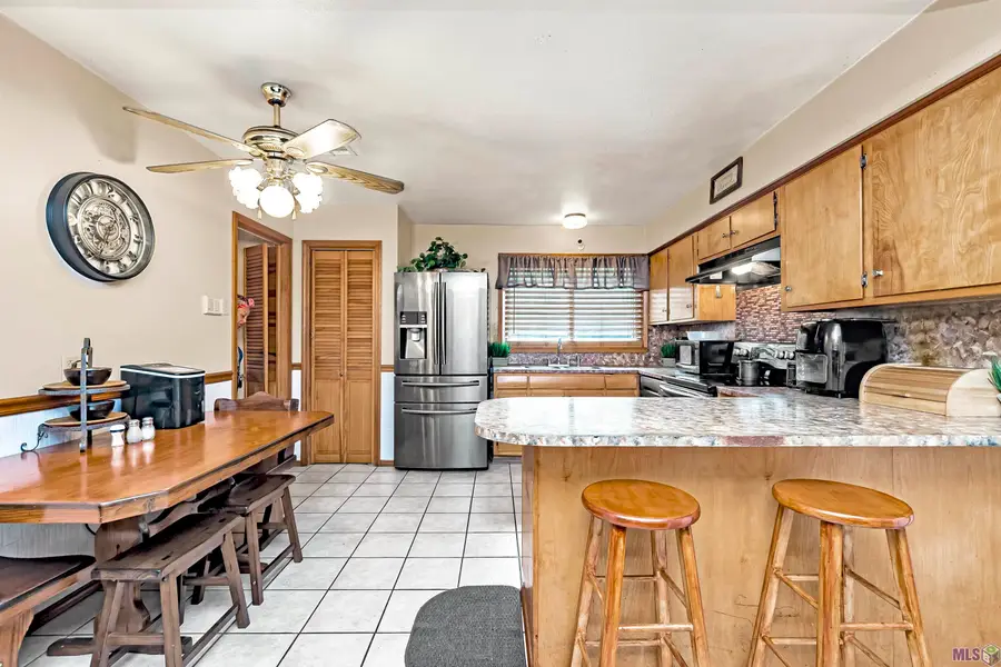 3235 Oakcrest Dr, Baton Rouge, LA 70814 - #3
