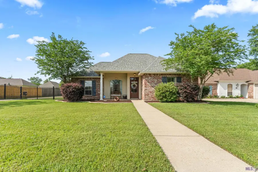 2455 Shady Bend Ct, Zachary, LA 70791 - #2