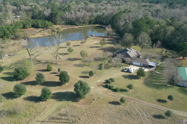 8924 Peterson Rd, St. Francisville, LA 70775