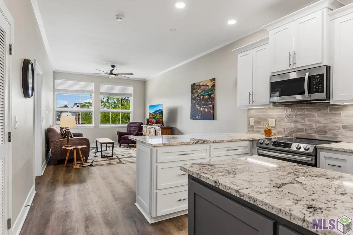 7707 Bluebonnet Blvd #204, Baton Rouge, LA 70810 - #1
