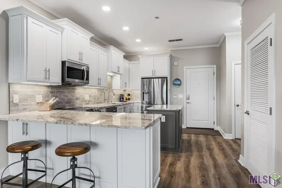 7707 Bluebonnet Blvd #204, Baton Rouge, LA 70810 - #2