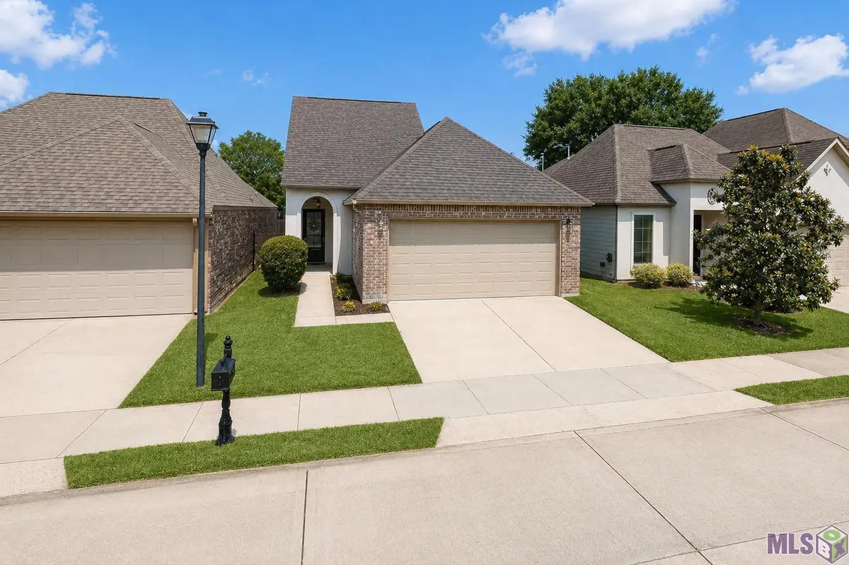 17741 Willow Trail Dr, Baton Rouge, LA 70817 - #1