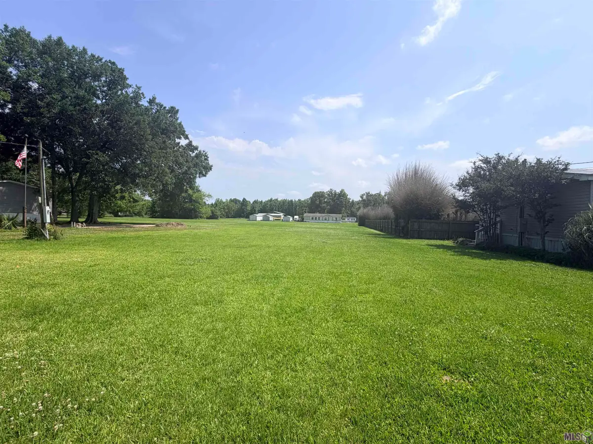 37545 New River Canal Rd, Geismar, LA 70734 - #1