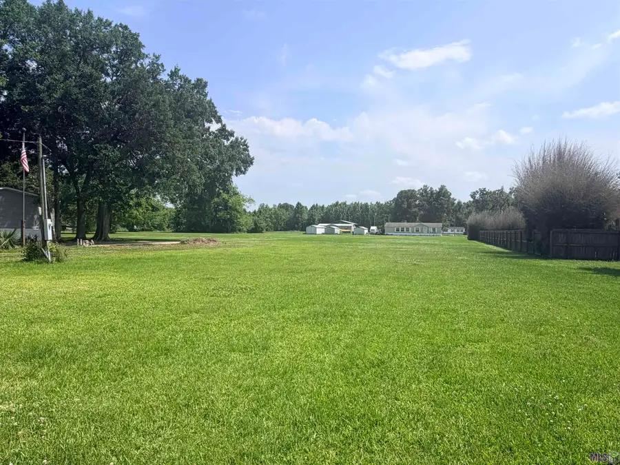 37545 New River Canal Rd, Geismar, LA 70734 - #2