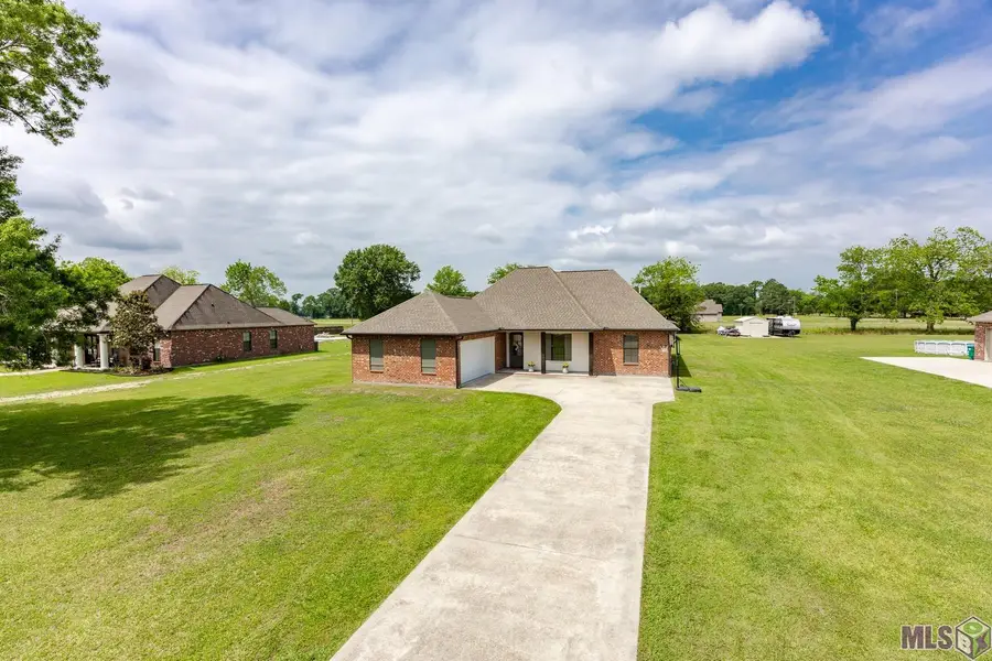 6785 Lone Oak Dr, Erwinville, LA 70729 - #3