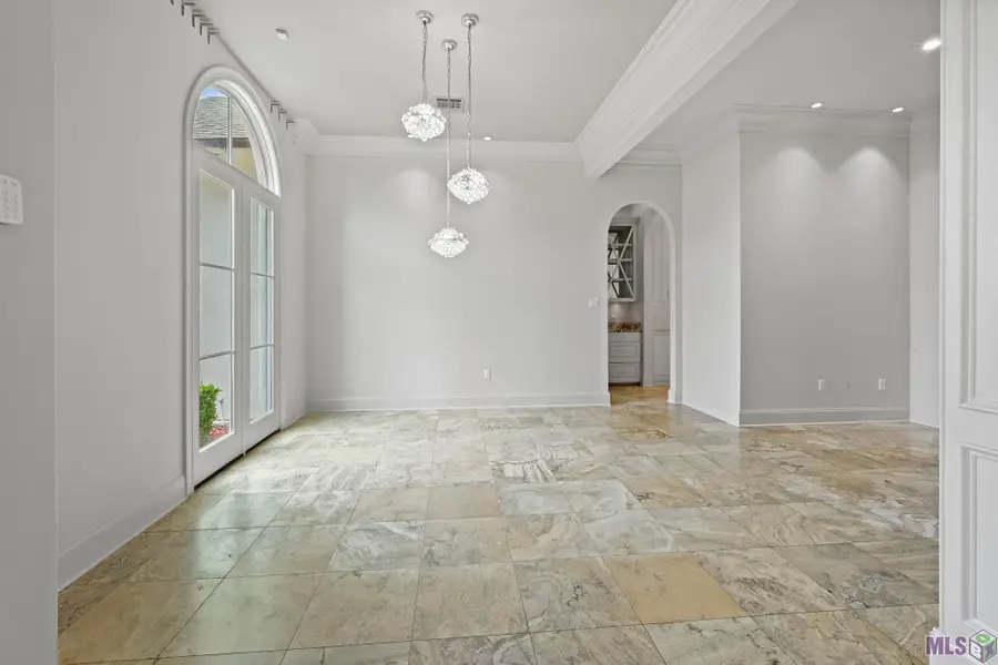 18642 Santa Maria Dr, Baton Rouge, LA 70809 - #3