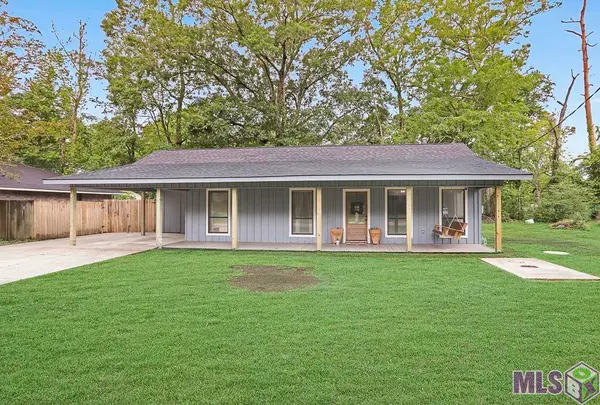 29901 Magnolia Dr, Walker, LA 70785