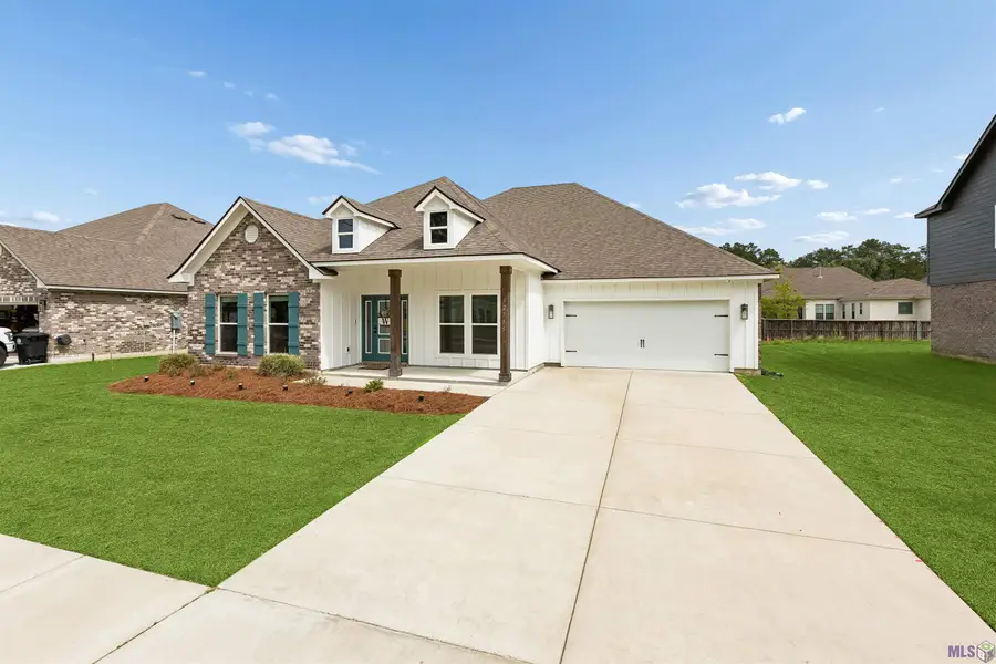 12755 Legacy Oaks Avenue, Baton Rouge, LA 70818 - #2