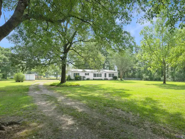 33382 Duff Rd, Walker, LA 70785