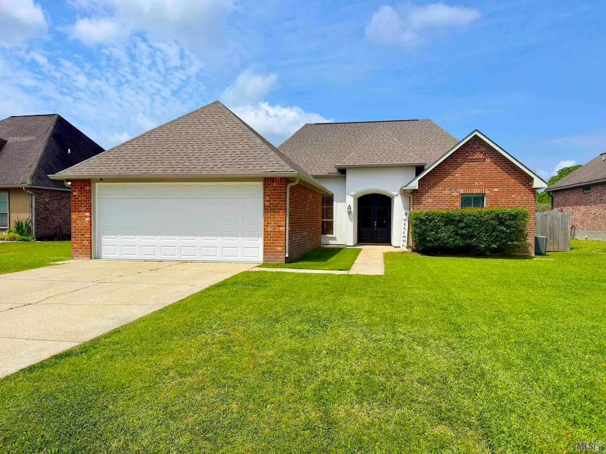 31025 Lake Spring Dr, Walker, LA 70785 - #1