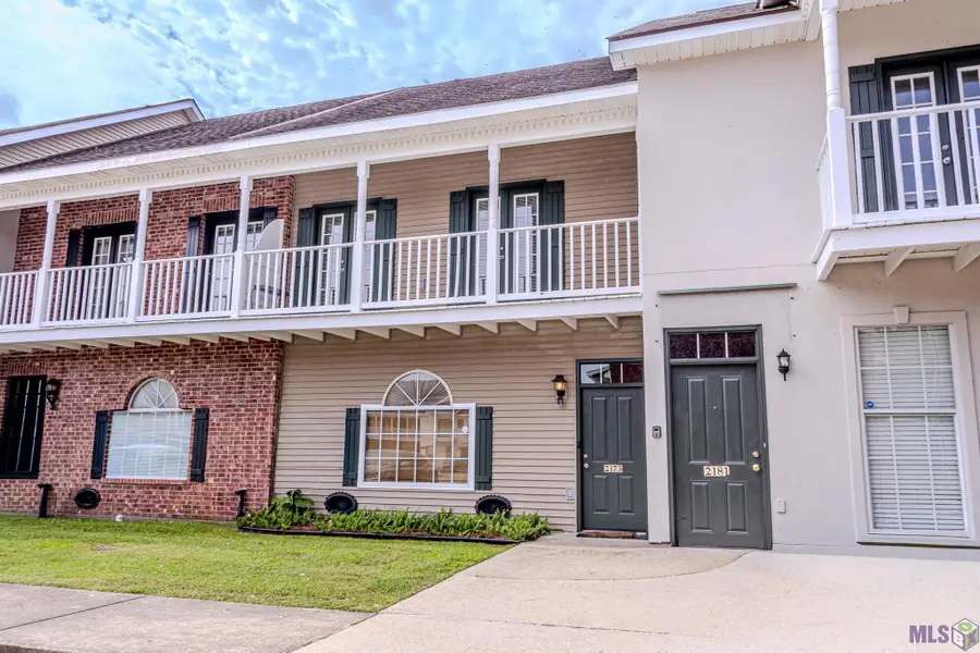 2173 Plantation Ln, Baton Rouge, LA 70820 - #2