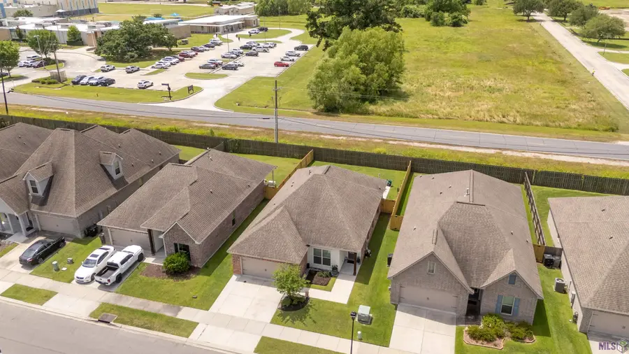 8020 Rocky Trail Ave, Baton Rouge, LA 70820 - #3