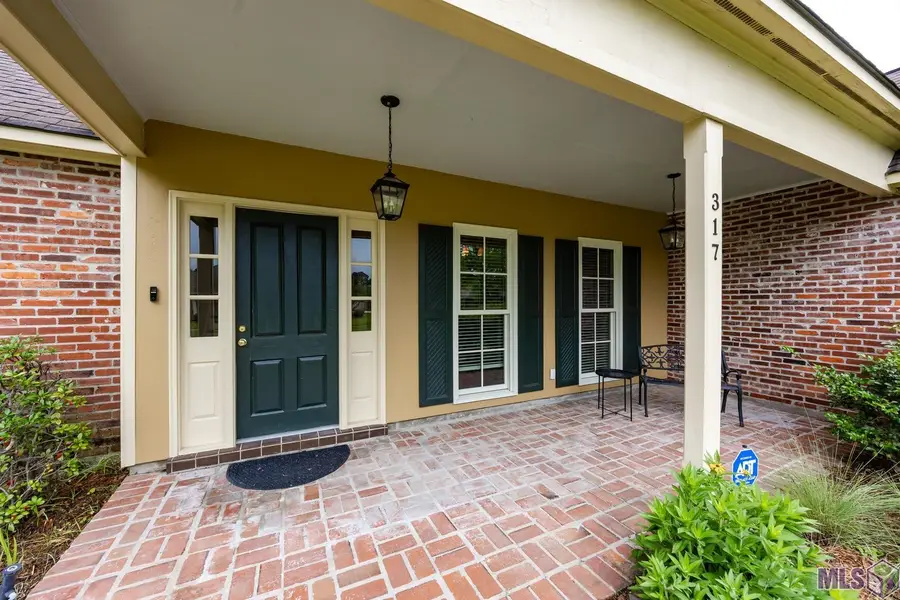 317 W Woodstone Ct, Baton Rouge, LA 70808 - #3