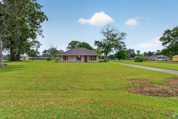 16236 Paula St, Prairieville, LA 70769