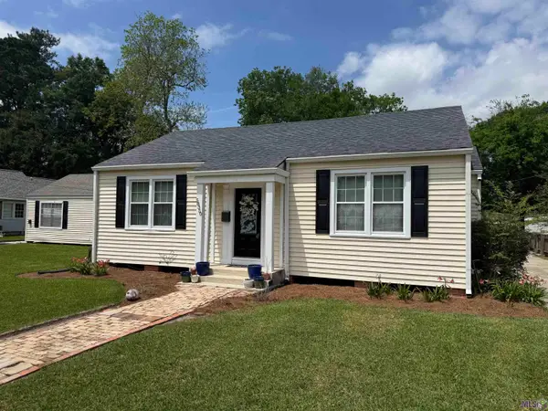 58350 Elm St, Plaquemine, LA 70764