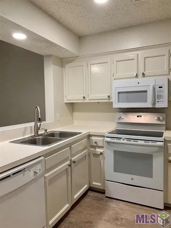 5101 Nicholson Dr #A2, Baton Rouge, LA 70820 - #3