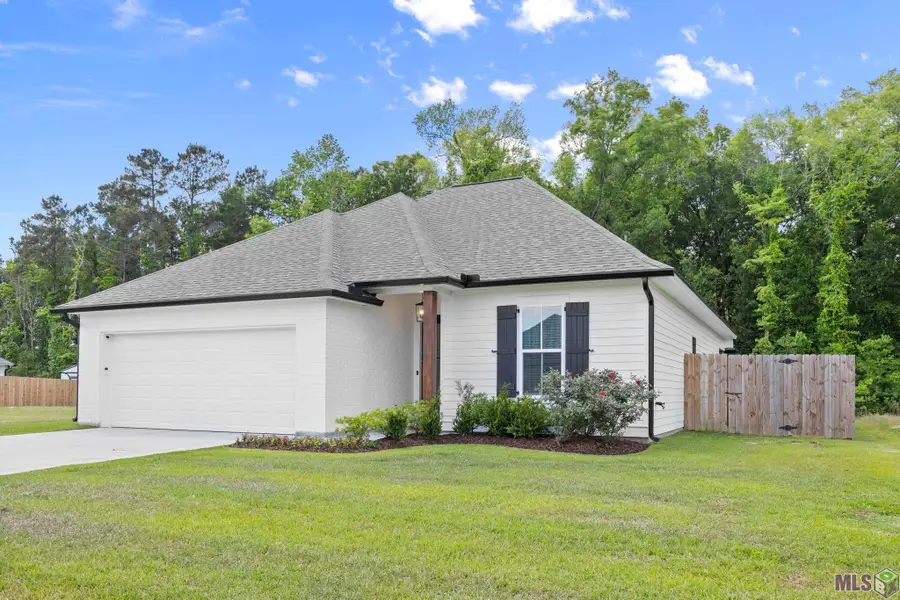 33945 Highridge Ave, Denham Springs, LA 70706 - #2
