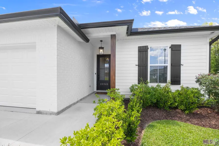 33945 Highridge Ave, Denham Springs, LA 70706 - #3
