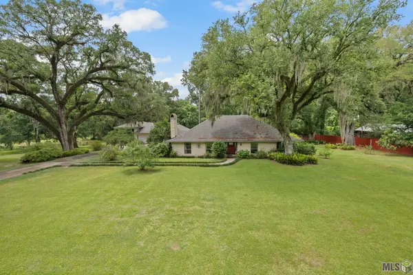 18401 Belle Grove Rd, Prairieville, LA 70769