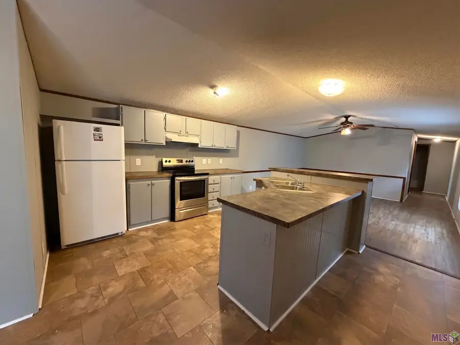 14195 Oak Meadow St, Gonzales, LA 70737 - #2