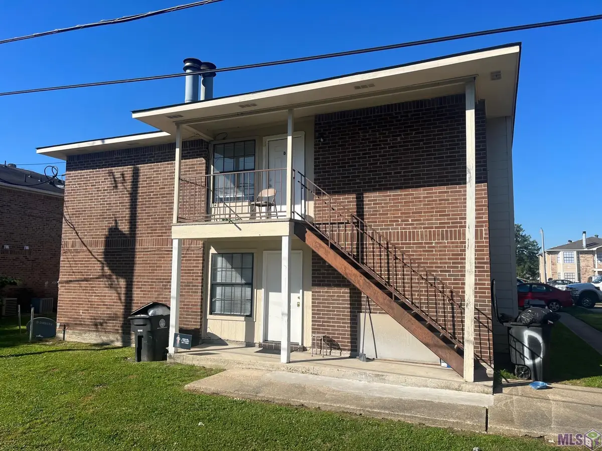 1055 Manson Dr, Baton Rouge, LA 70816 - #1