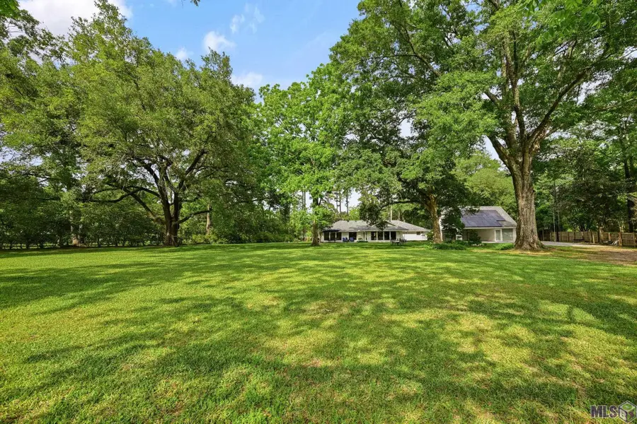 16366 S Fulwar Skipwith Rd, Baton Rouge, LA 70810 - #3
