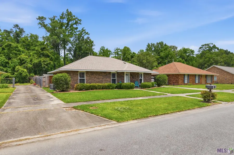 16725 Bristoe Ave, Baton Rouge, LA 70816 - #2