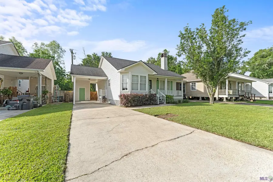 25400 Homestead Dr, Denham Springs, LA 70726 - #2