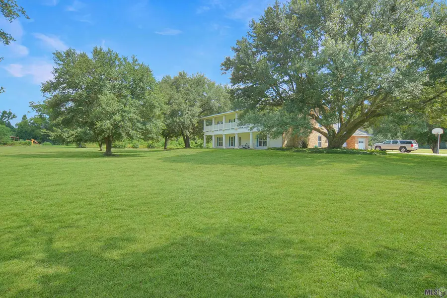 22460 Sutter Ln, Zachary, LA 70791 - #3