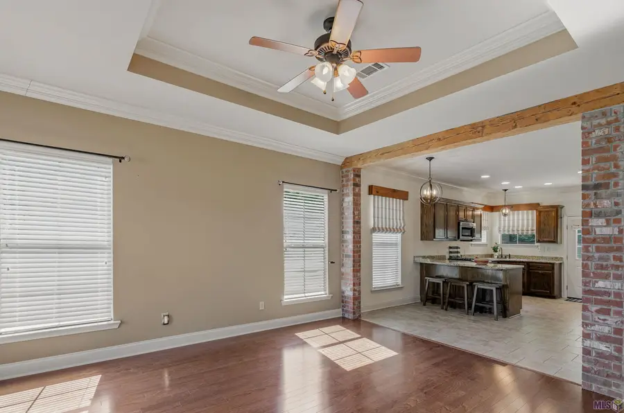 39112 Driftwood Lake Dr, Gonzales, LA 70737 - #3