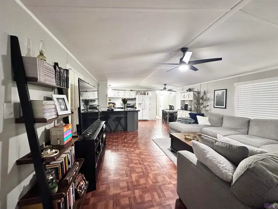 14401 Pine Park Dr, Walker, LA 70785 - #3