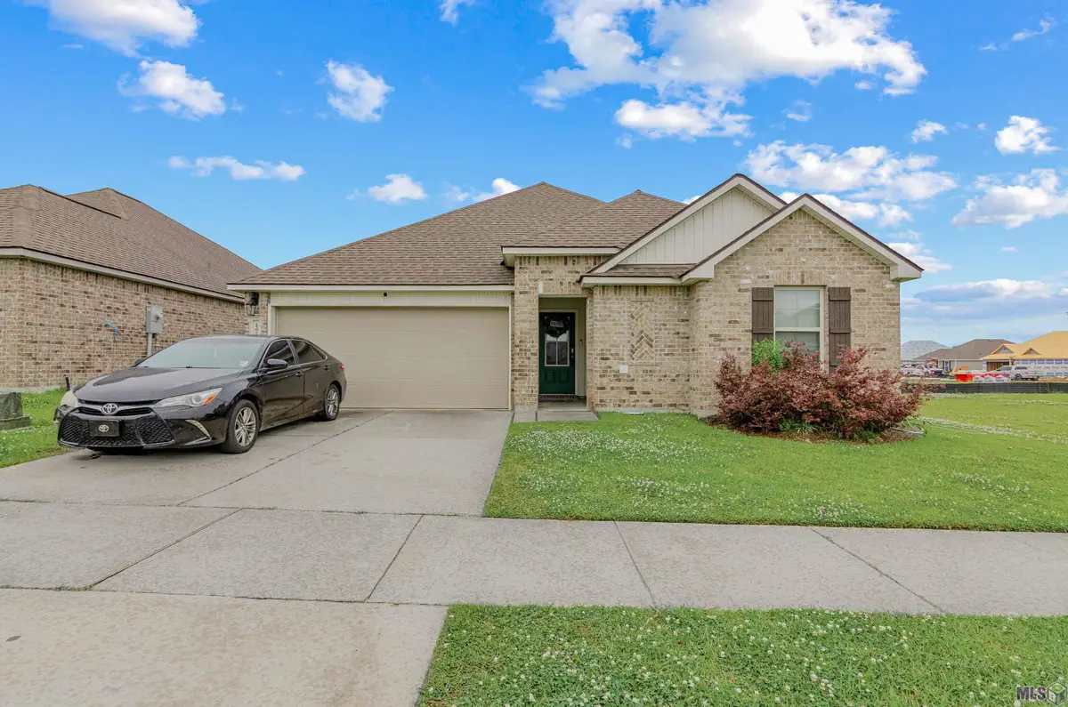 15915 Olive Grove Dr, Zachary, LA 70791 - #1