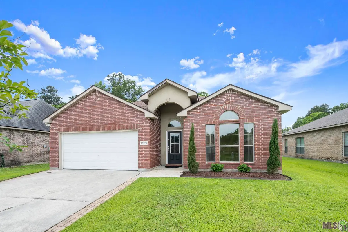 26229 Avoyelles Ave, Denham Springs, LA 70726 - #1