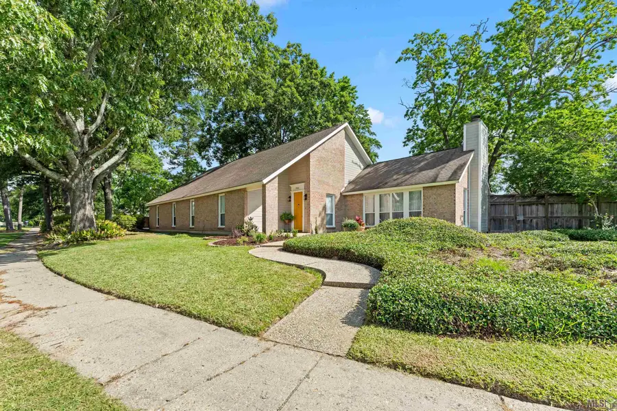 2941 Lockefield Dr, Baton Rouge, LA 70816 - #2