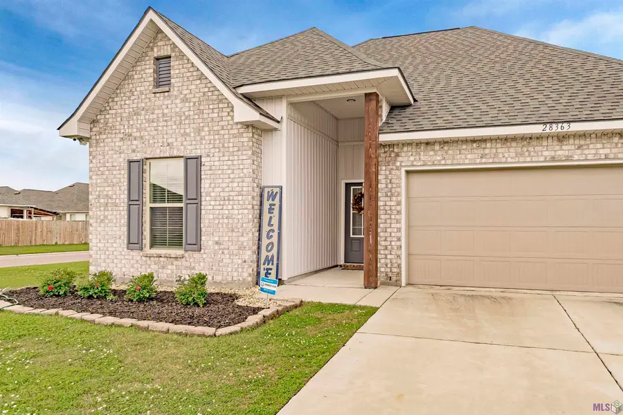 28363 Merrimack Dr, Denham Springs, LA 70726 - #2
