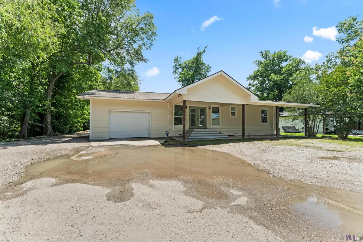 15376 Tiger Bend Rd, Baton Rouge, LA 70817 - #1