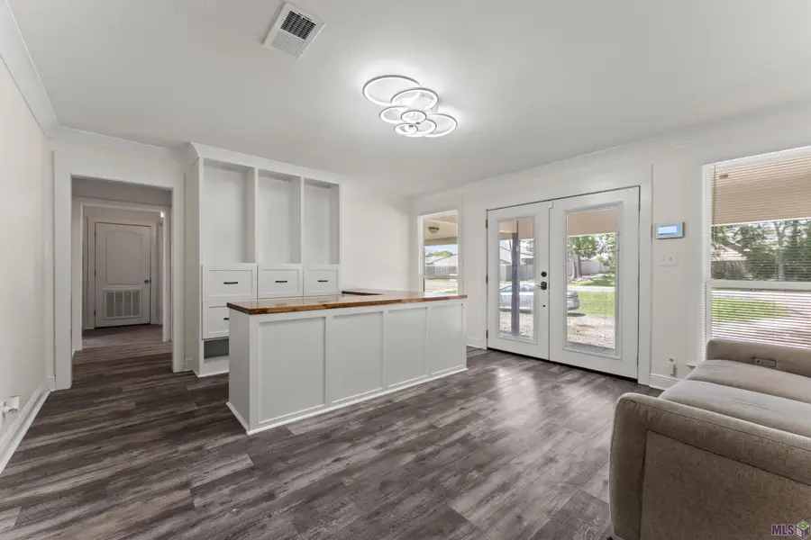 15376 Tiger Bend Rd, Baton Rouge, LA 70817 - #3