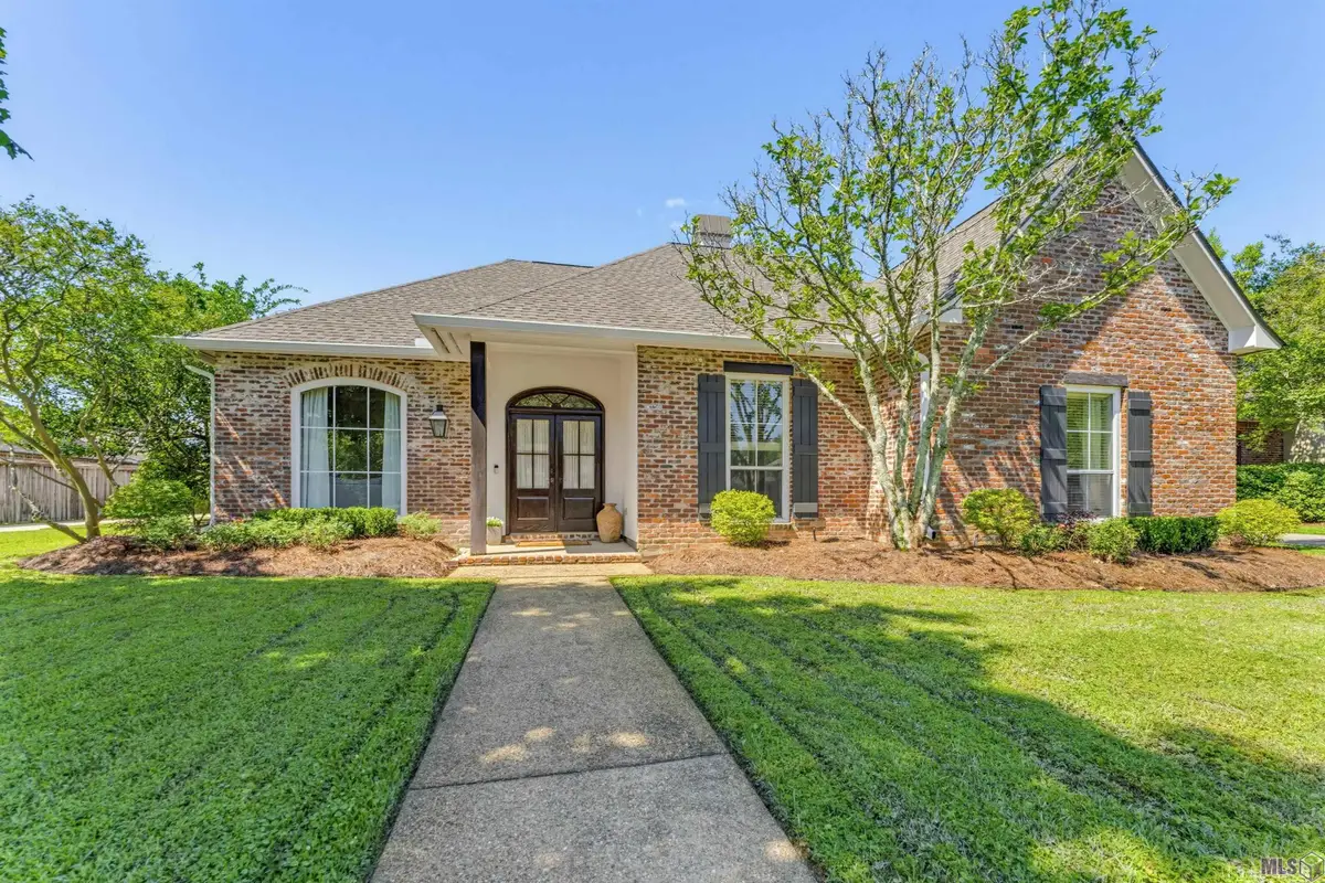 12530 Willows End Dr, Oak Hills Place, LA 70810 - #1