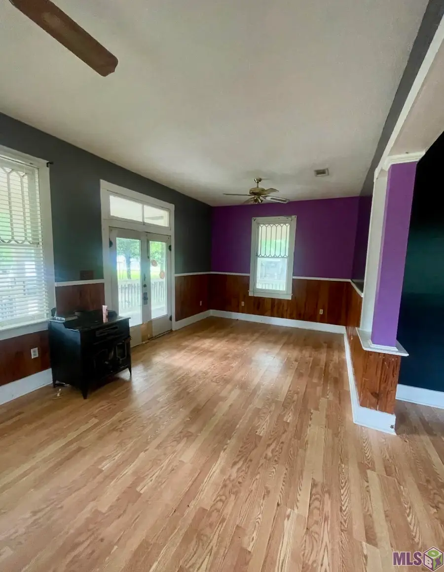 24516 Larry Dr, Denham Springs, LA 70726 - #2
