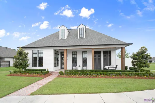 584 Conway Village Blvd, Gonzales, LA 70737