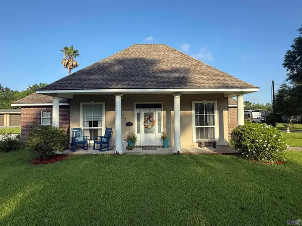 14103 Gerry Kramer Rd, Gonzales, LA 70737